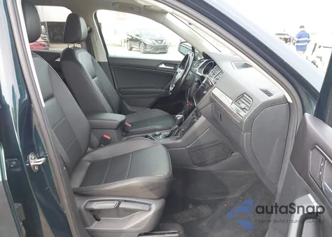 2018 Volkswagen Tiguan 2.0T Se/2.0T Sel z USA, uszkodzony, nr VIN 3VV2B7AX2JM139652